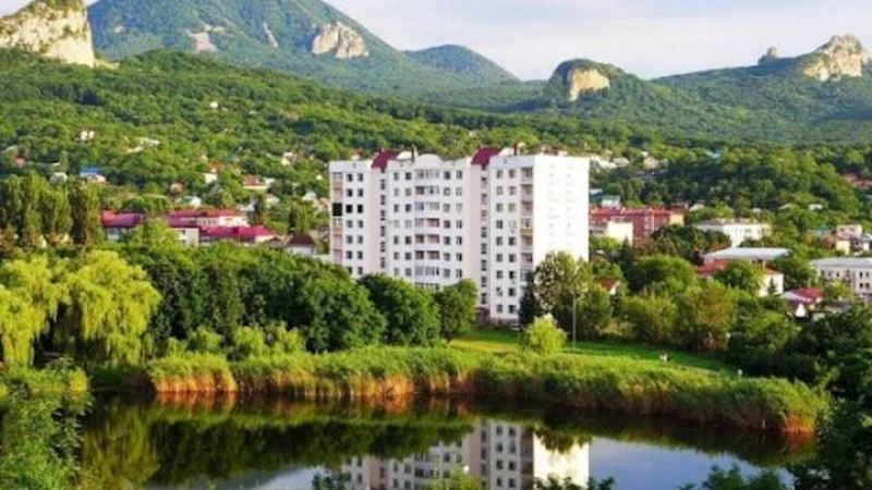 Azərbaycanlı iş adamı Rusiyada 100 milyon dollara 3 sanatoriya tikir