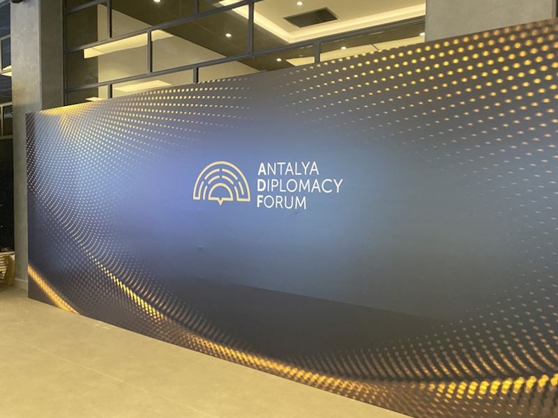 Antalyada Diplomatiya Forumu başlayıb